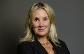 Caroline Dinenage440x285.png