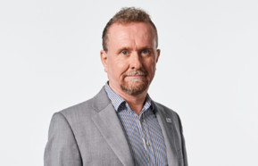 LewisPeter 440.jpg
