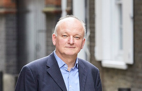 Headshot of Paul