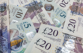 cash bank notes new 440.jpg