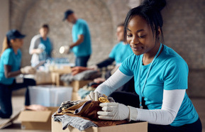 volunteer volunteering 440.jpg