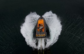 RNLI boat launches 810.jpg