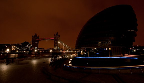Image_13_Tower_Bridge_lights_out575.jpg